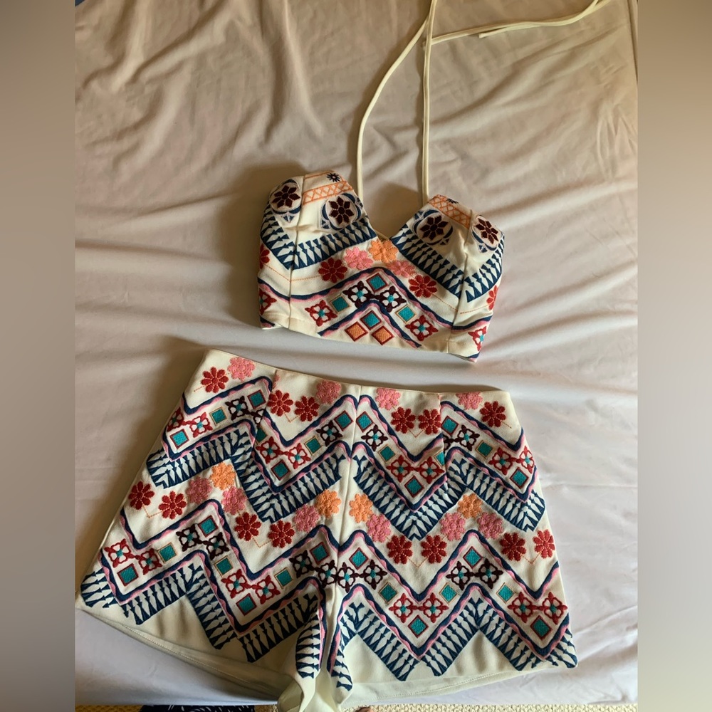 Lulu’s white embroidered two piece set